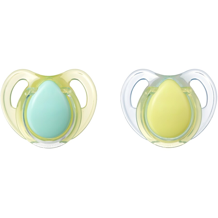 Tommee Tippee 2 Cherry Latex Soothers. (New)