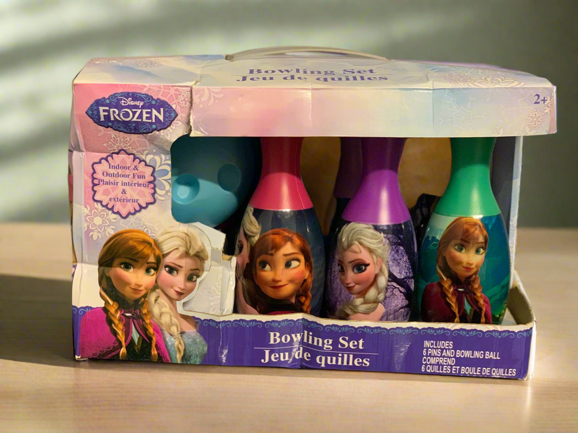 Disney Frozen Bowling Set.