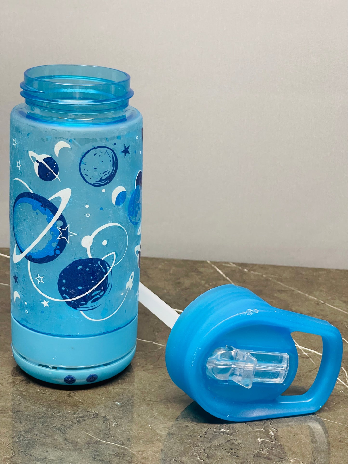 Funz Smash Water Bottle, Hydro Light LED Light Up Drink Bottle 500ML.