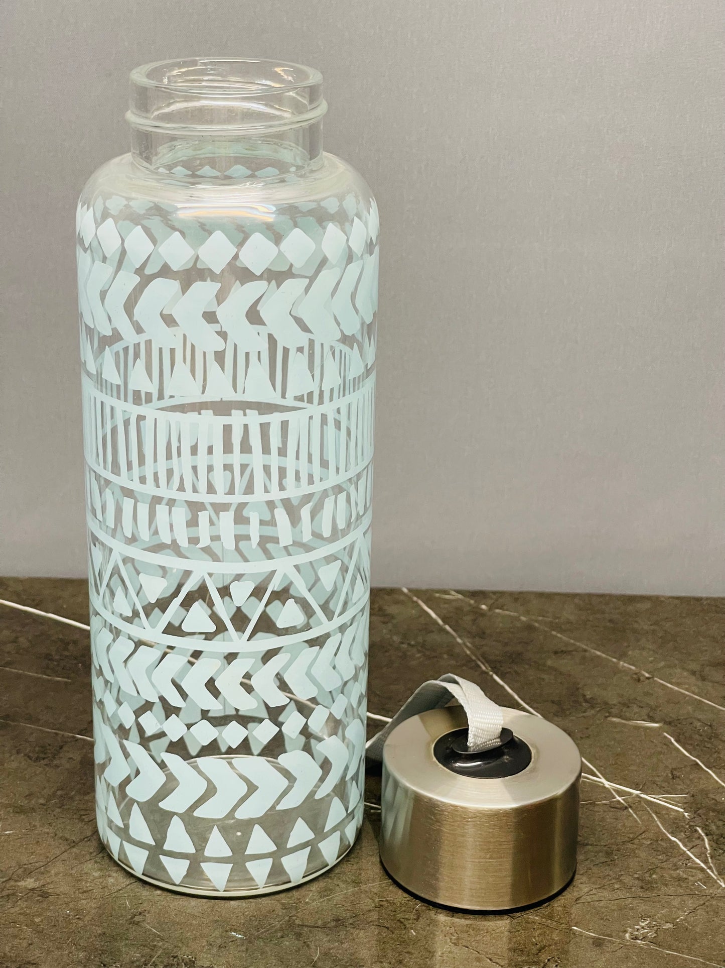 Glass drinking water bottle 1L (Islamabad,Rawalpindi,Taxila,wah delivery only)Brand New