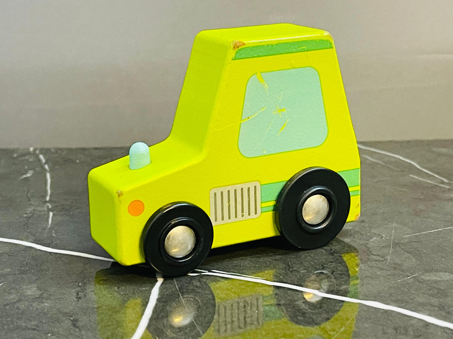 Anko Wooden Toy Vehicle