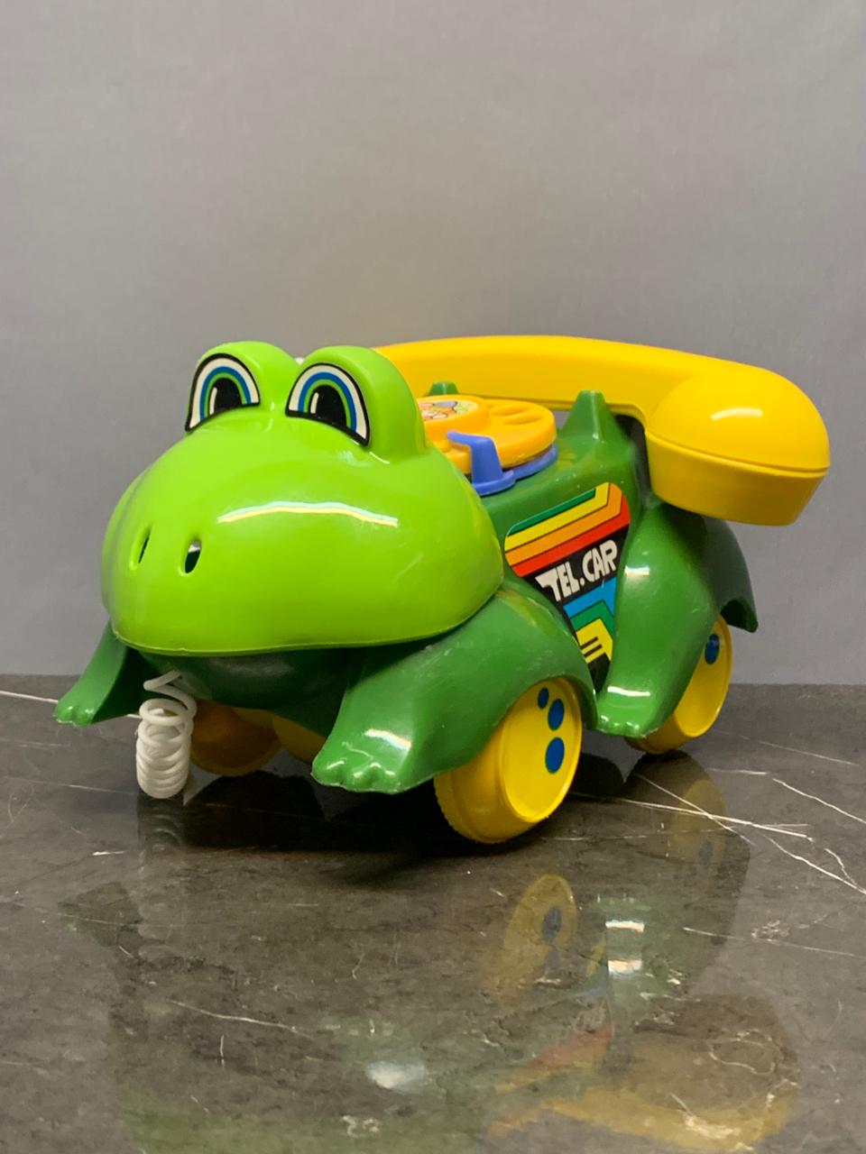 "Frog Telephone Car" Toy (new)