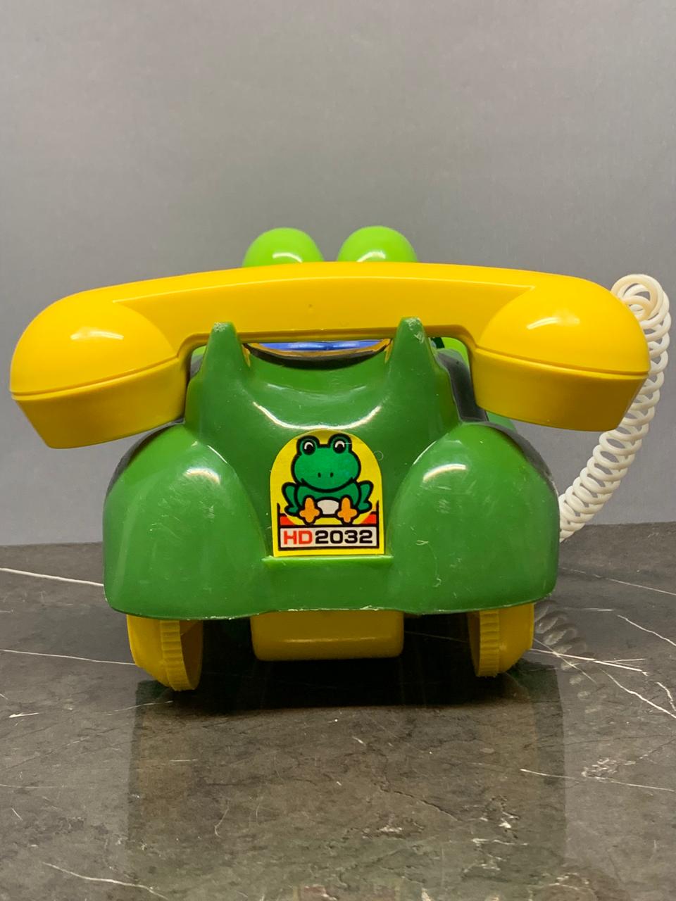 "Frog Telephone Car" Toy (new)