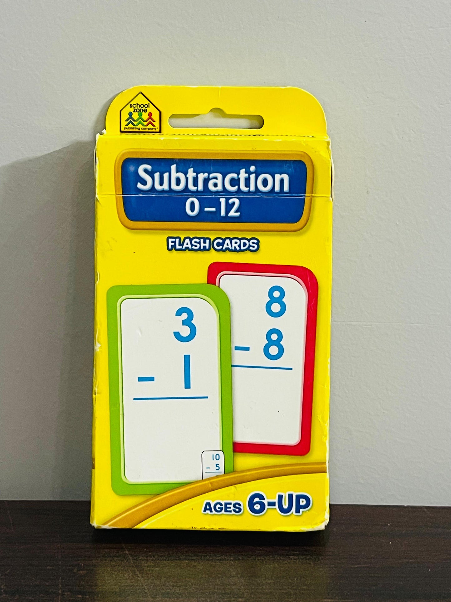Subtraction 0-12 : School Zone Flash Cards.