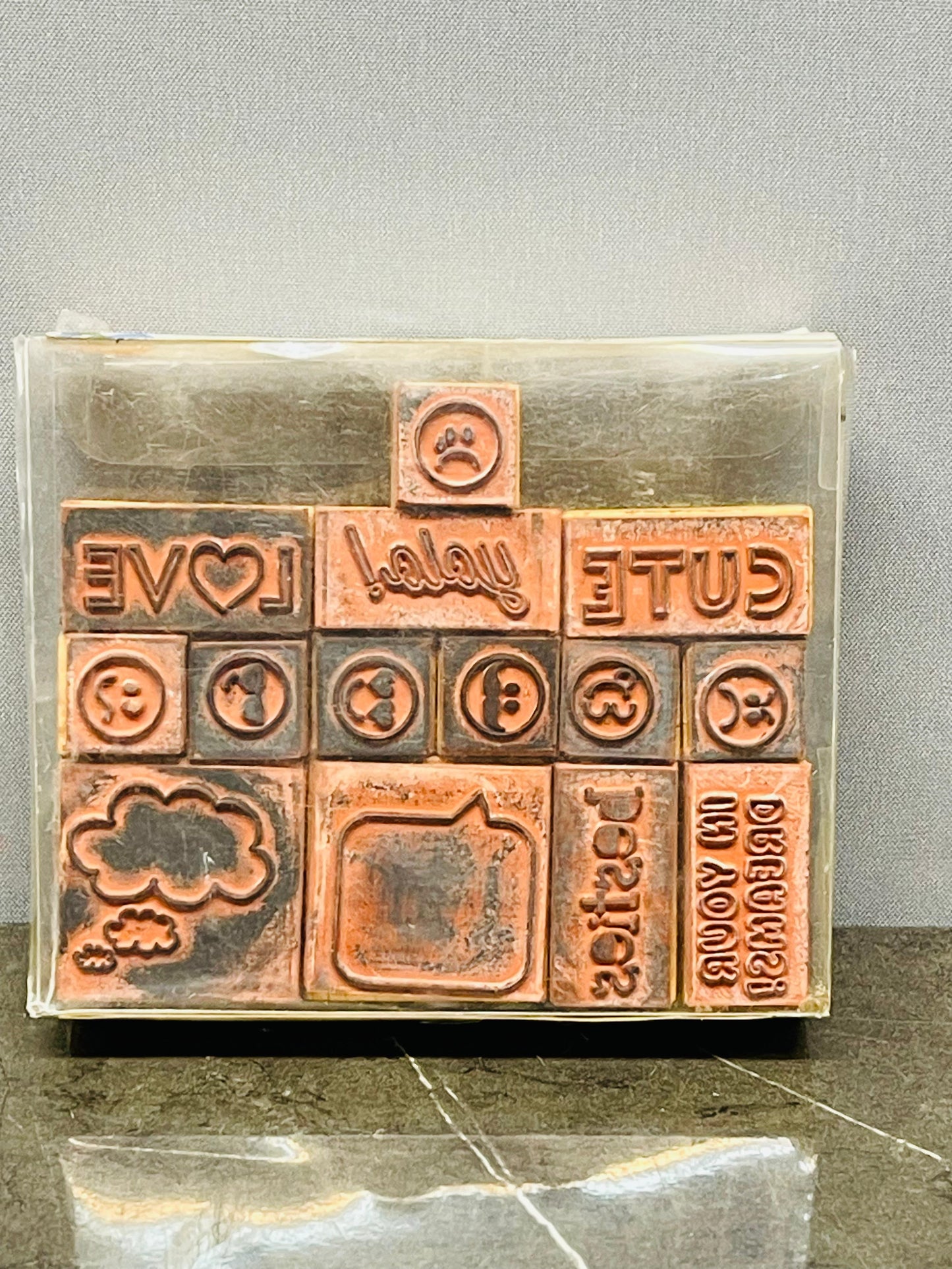Emoticon and Message Wood Stamp Set. (14 stamps available)