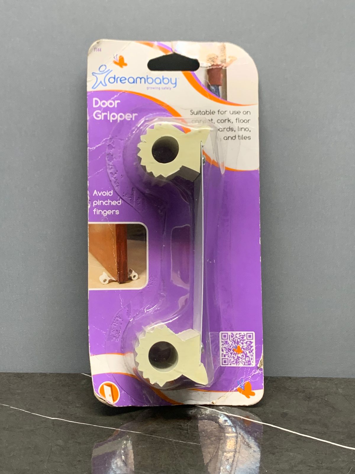 Dreambaby Door Gripper.