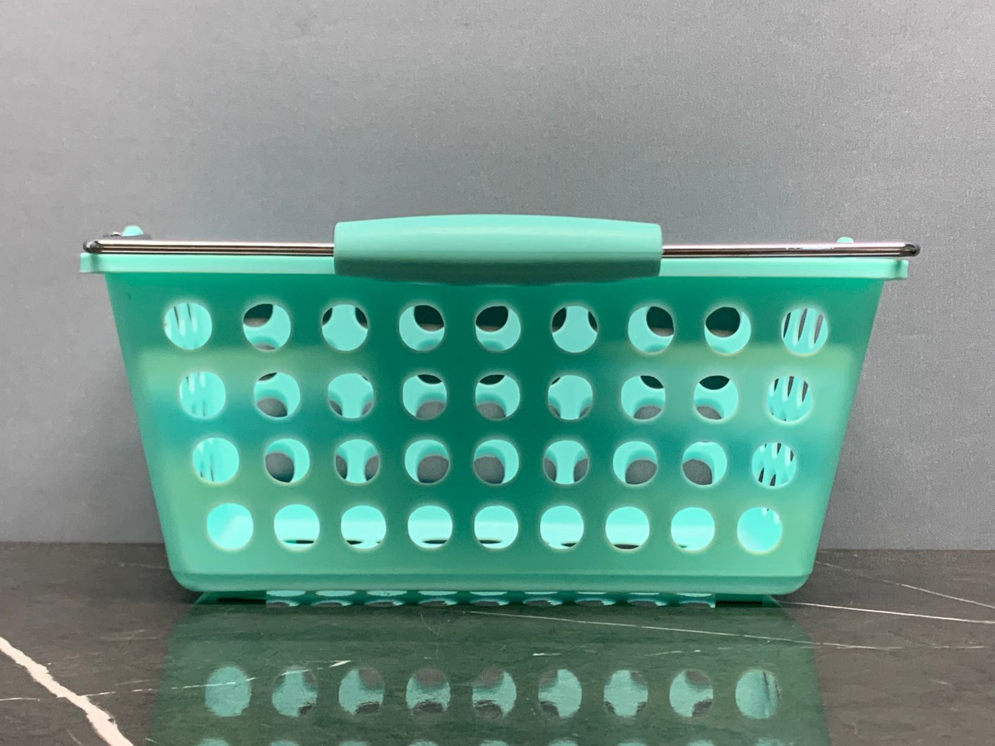 Pretend play Basket.