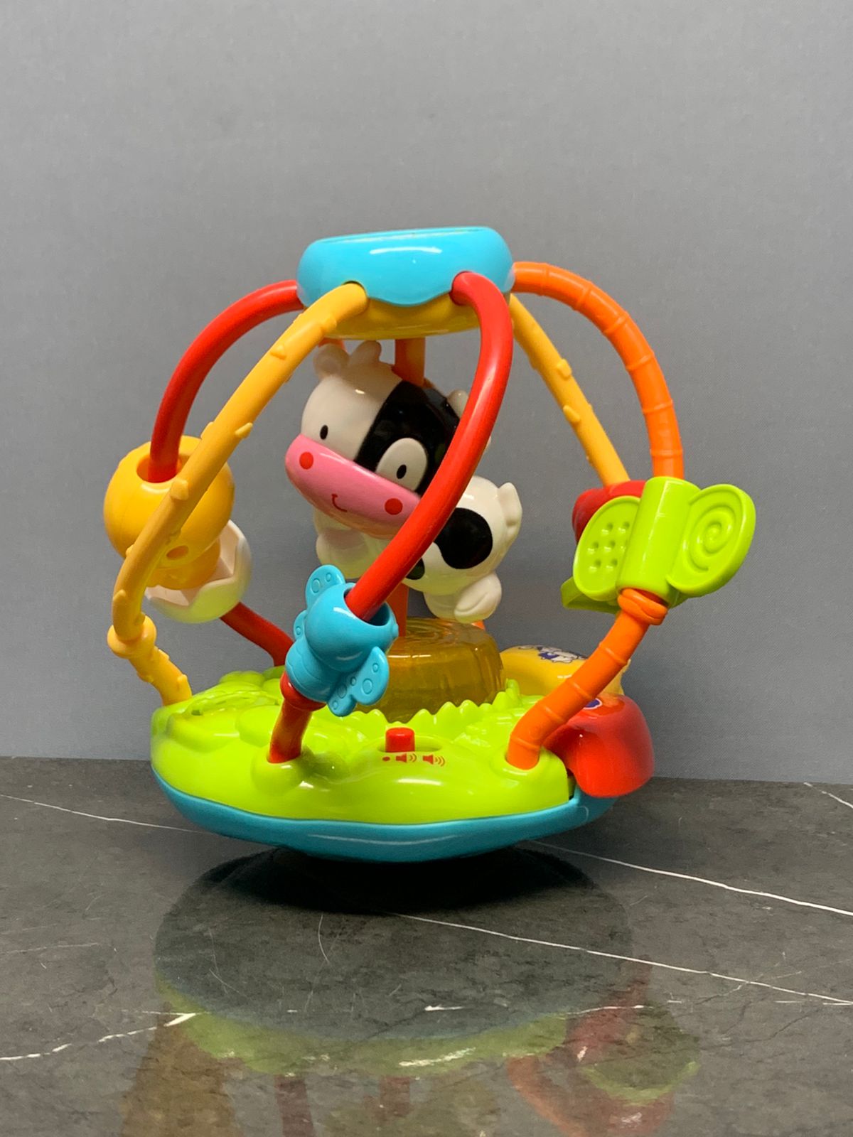 VTech Baby Lil' Critters Shake and Wobble Busy Ball.