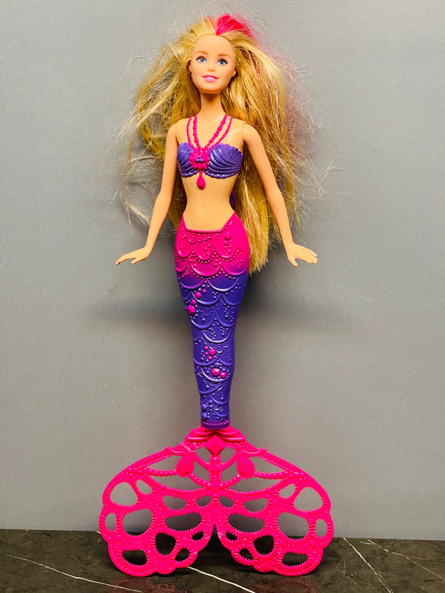 Mattel Barbie Bubble-Tastic Mermaid Doll.