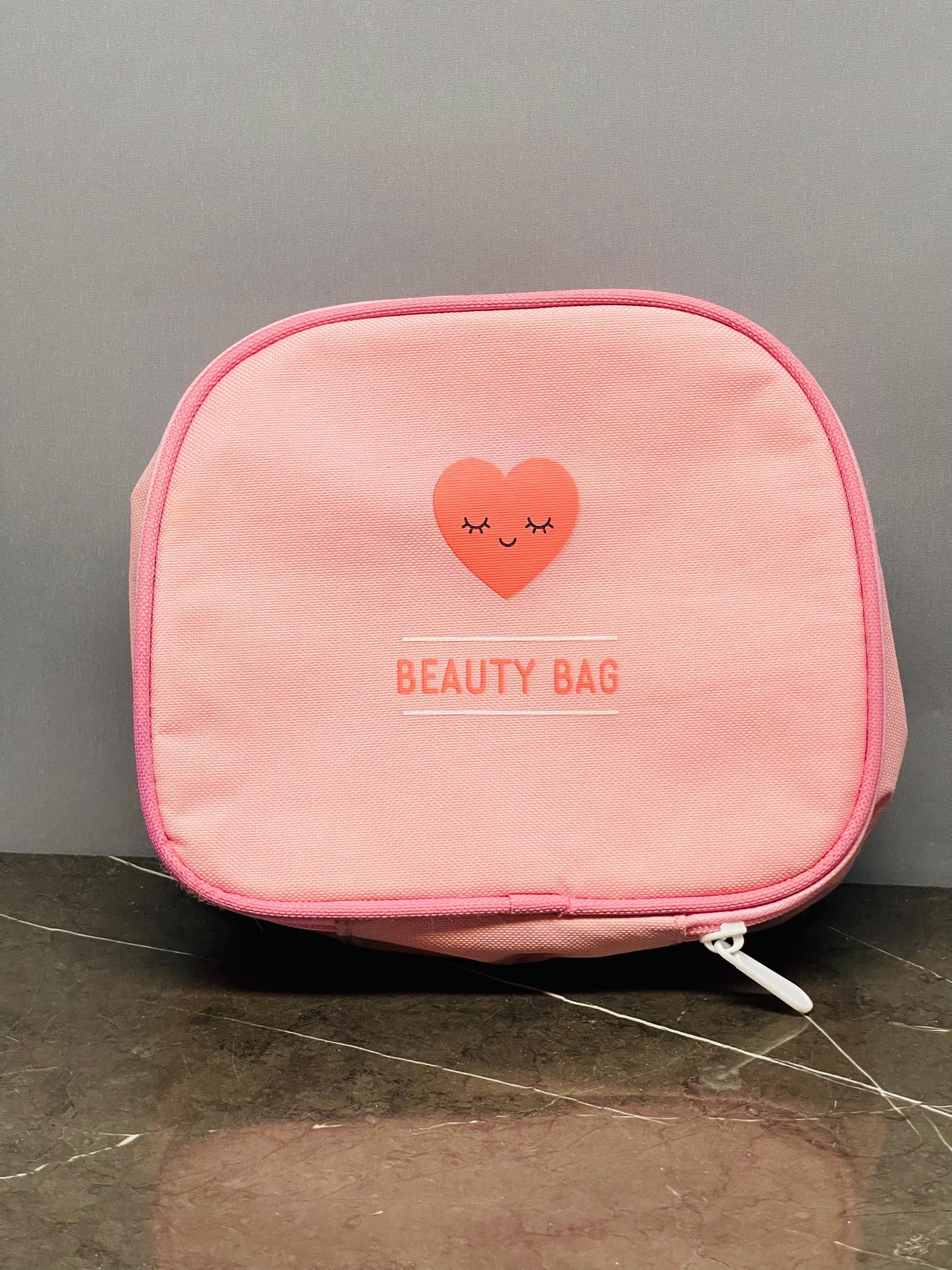 Pink "Beauty Bag". (9/10 condition)