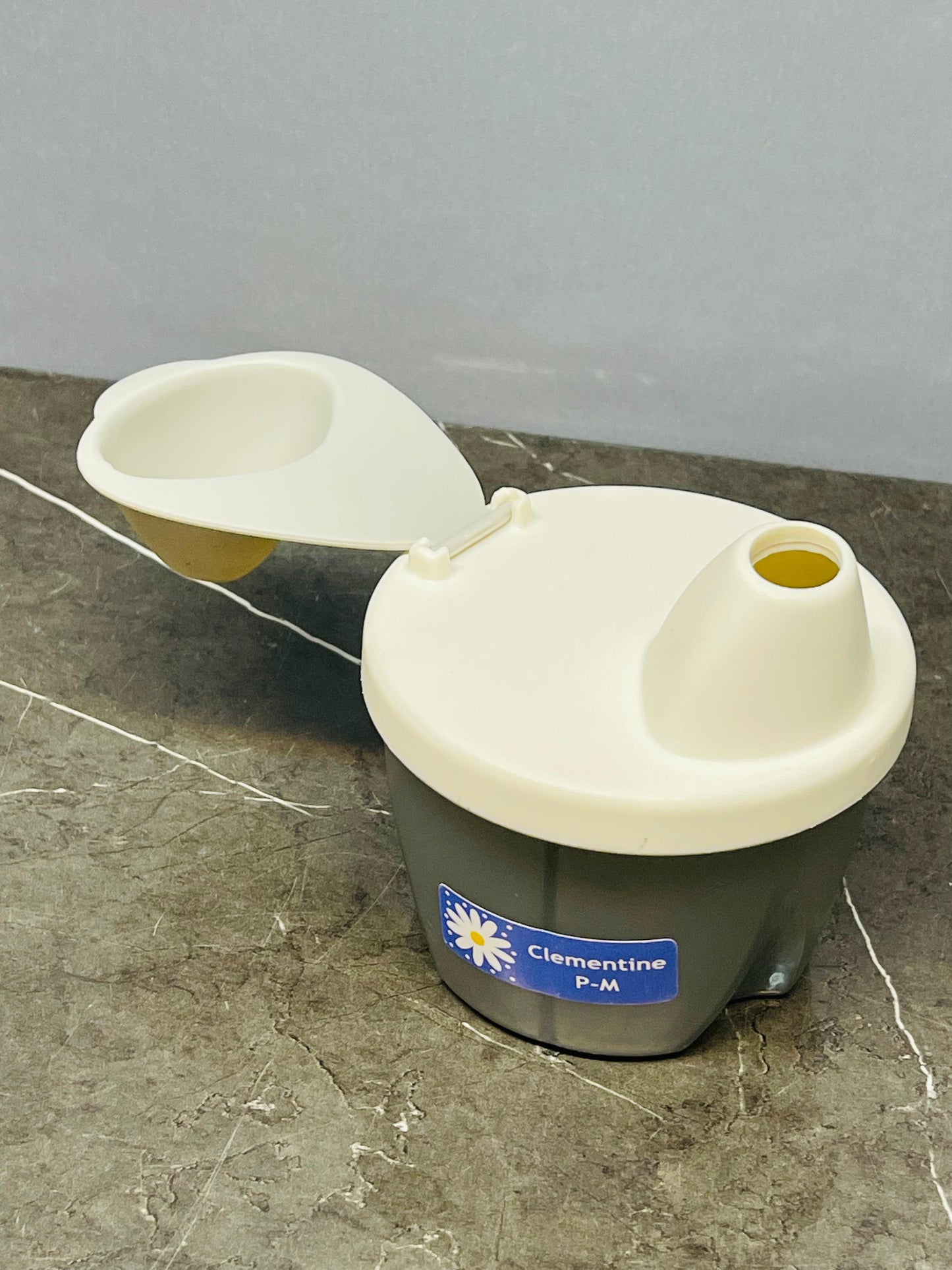 3-Compartment Travel Formula Dispenser.