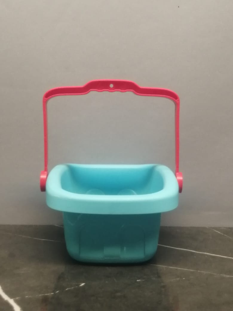 Pretend Play Basket.