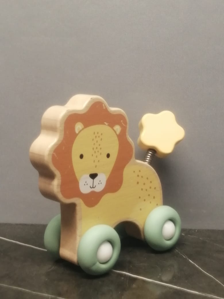 Tooky Toy My Forest Friends Wooden Pull Along - Lion.