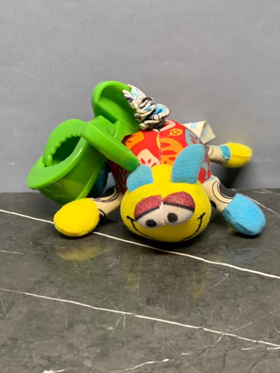 Playgro Amazing Garden Wiggling Friend.