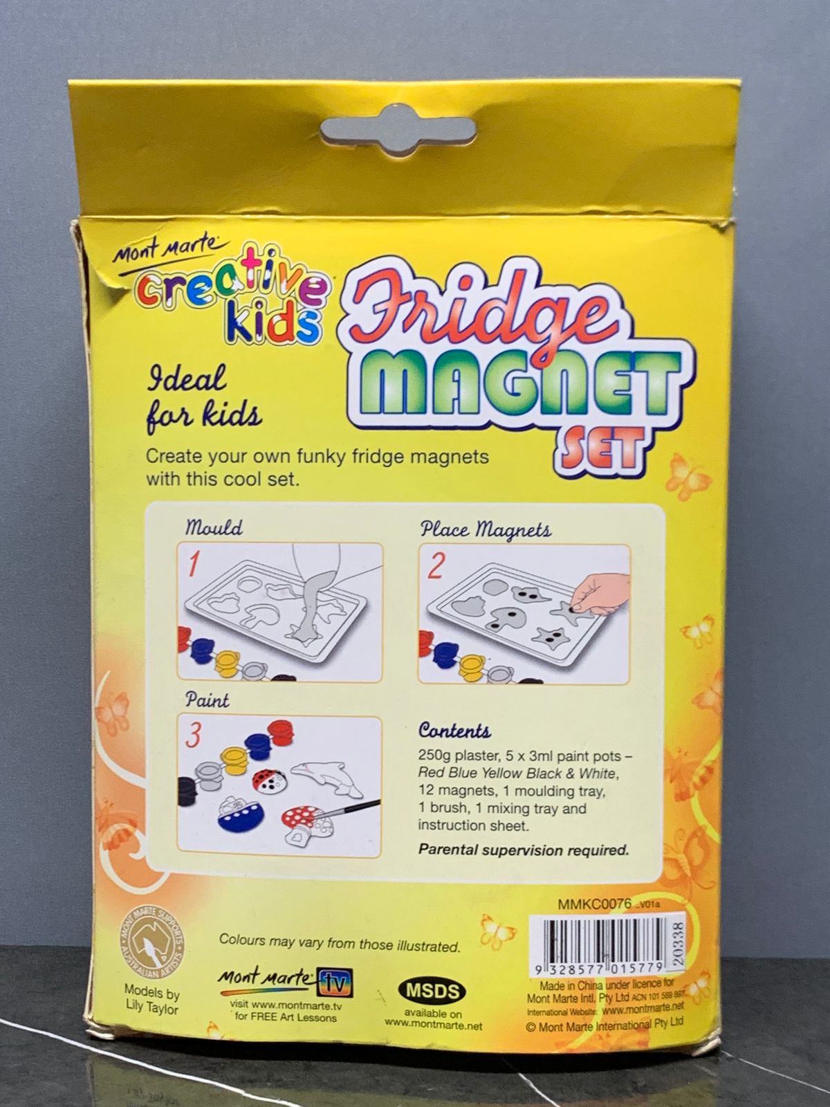 Mont Marte Creative Kids Fridge Magnet Set: Butterflies Mould & Paint.