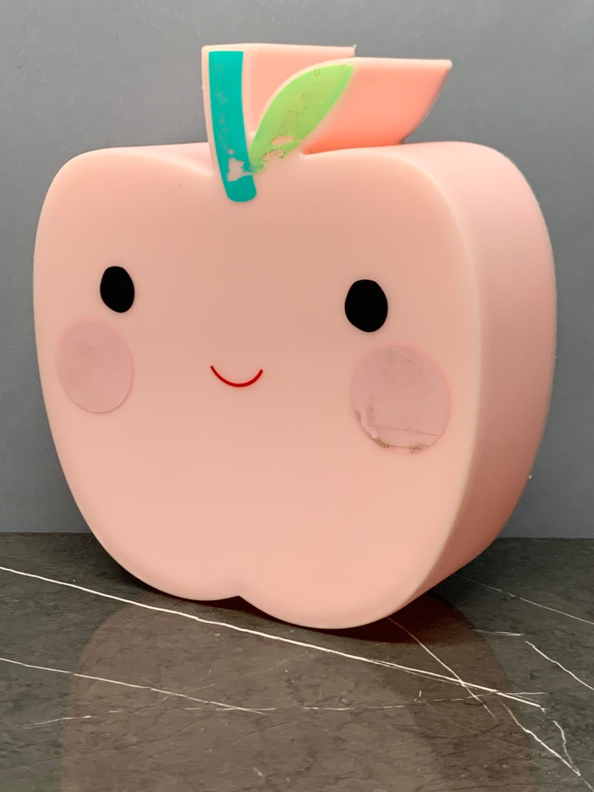 Kmart Apple Night Light. SKU:BXL-017