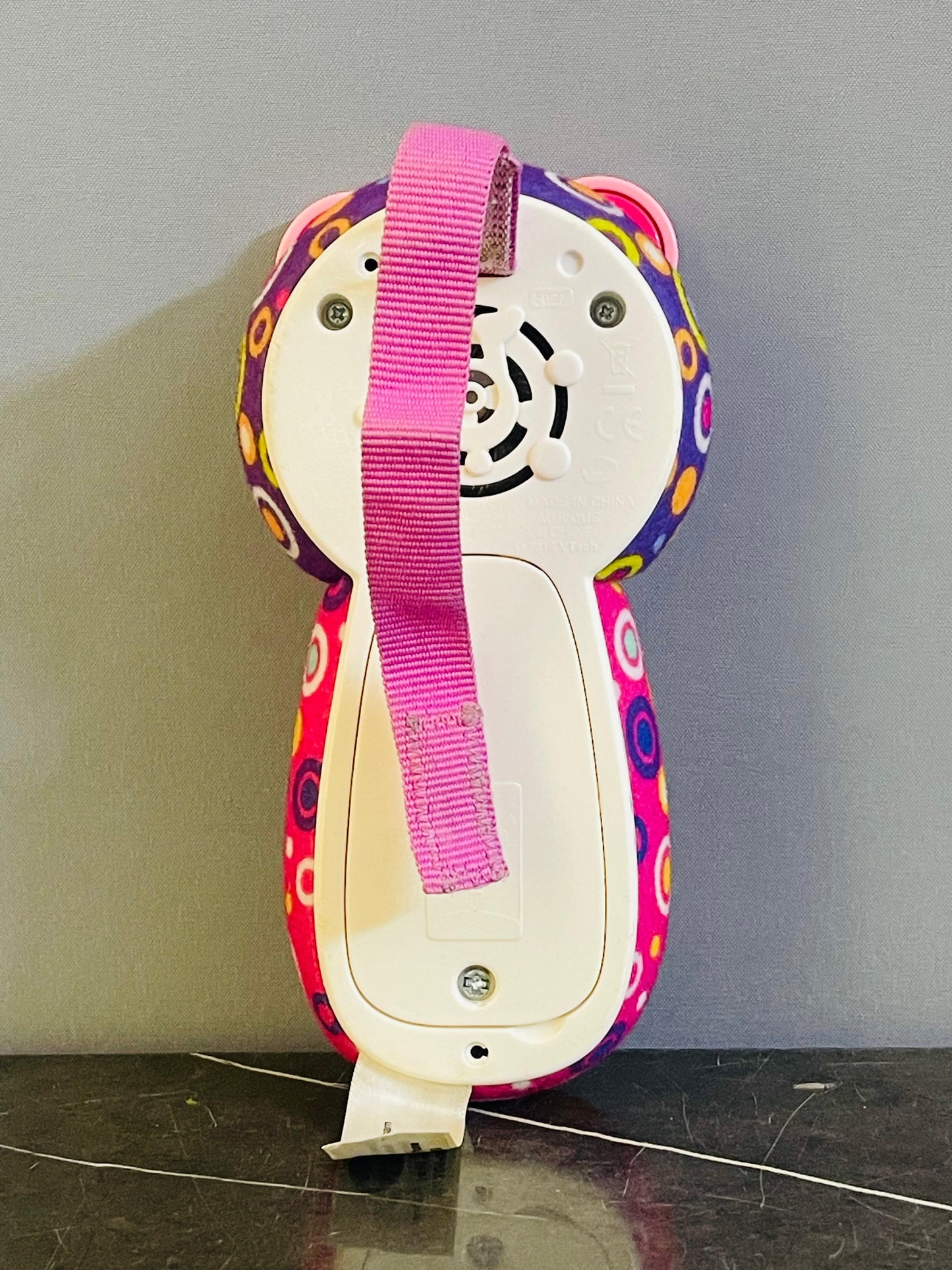 VTech Peek & Play Phone. SKU:BXL-112