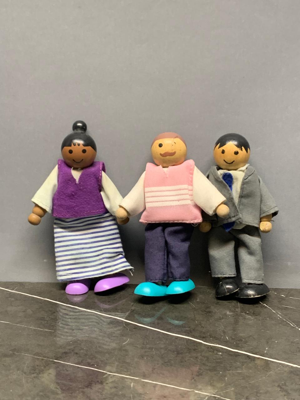 KidKraft Family Doll Set.