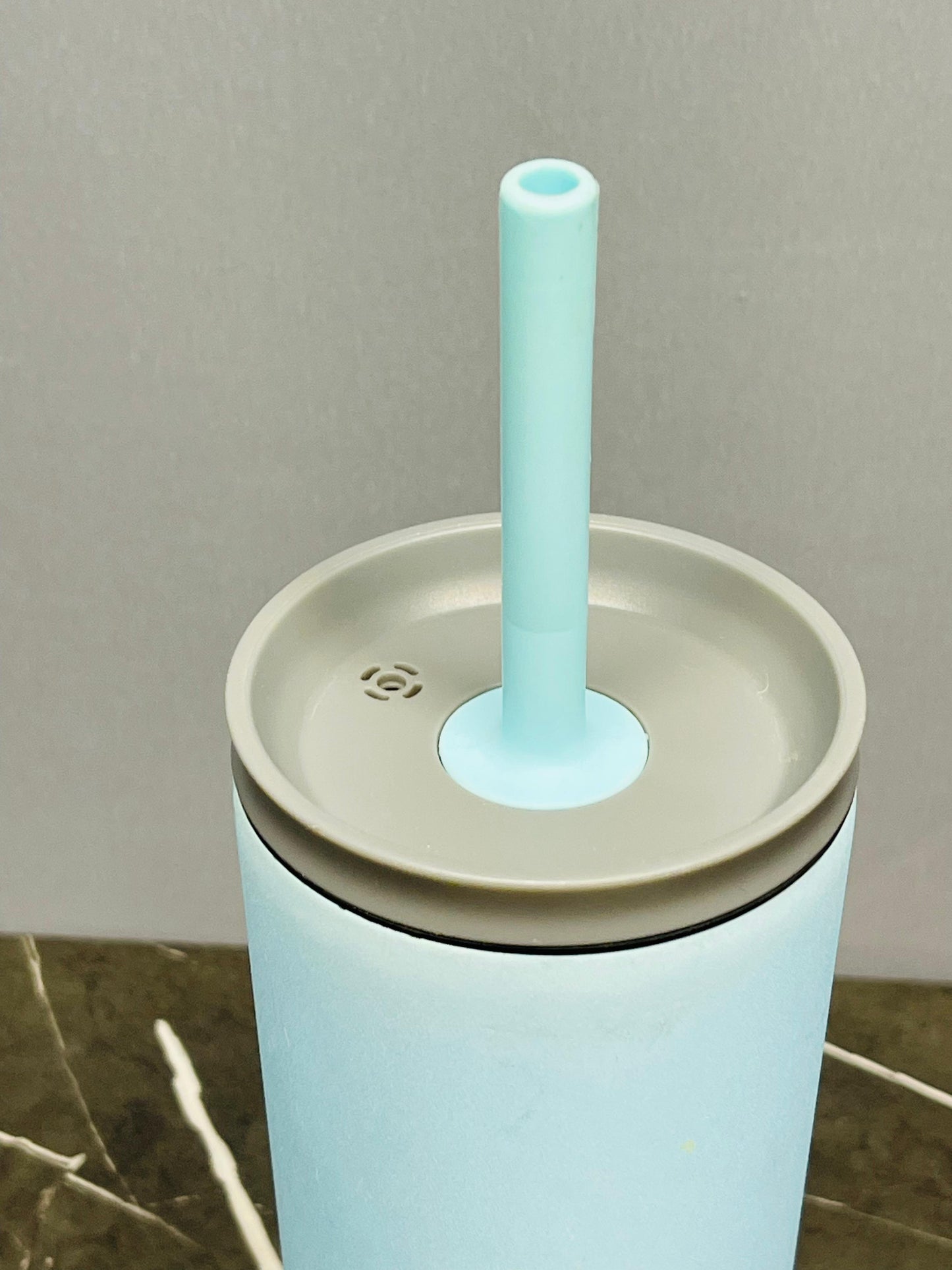 Oasis Super Sipper with Silicone Straw