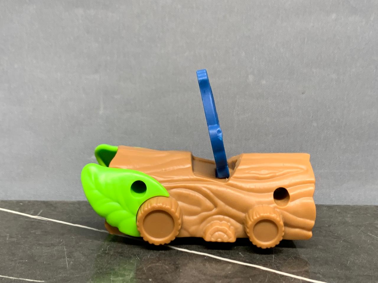 TrollsTopia pull-back car