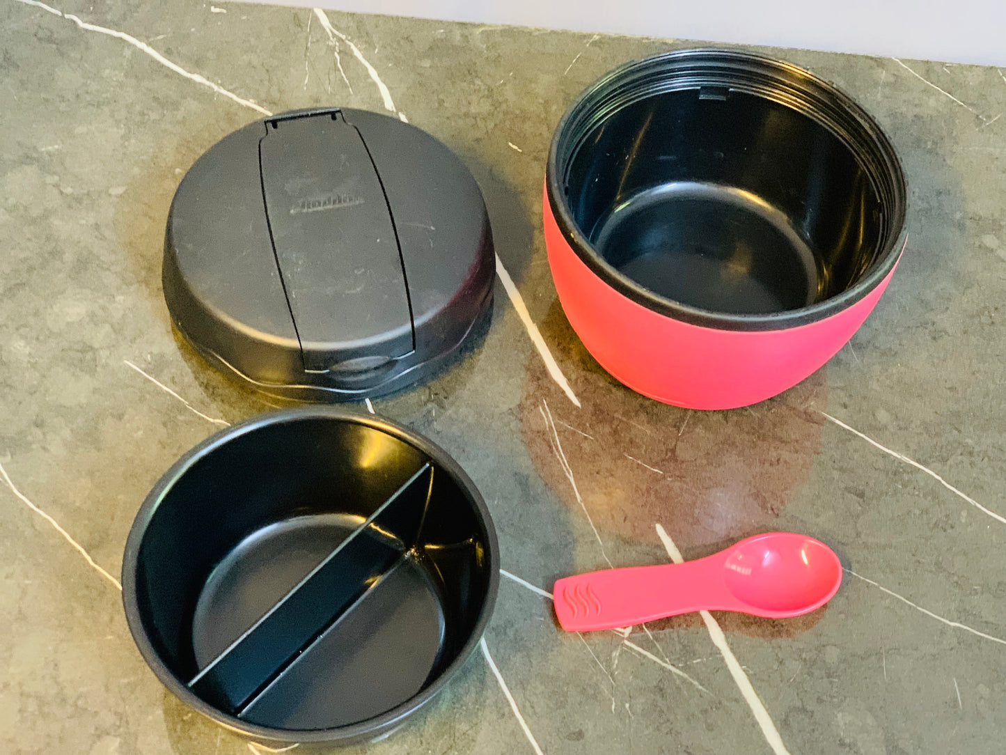 Aladdin Food Thermos with Spoon Holder