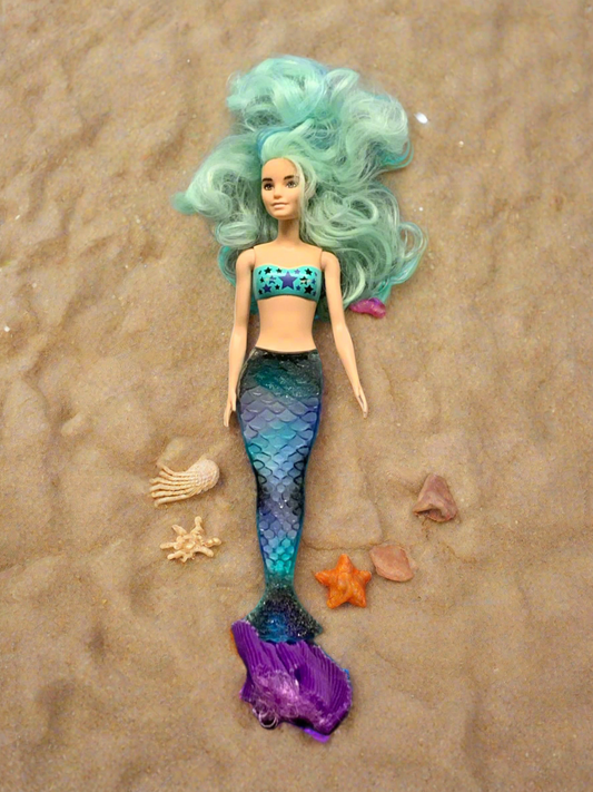 Barbie Colour Reveal Mermaid Doll.
