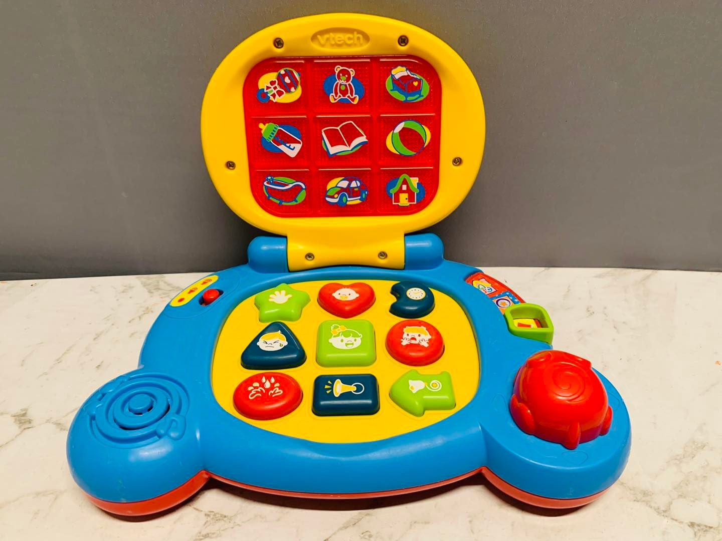 VTech Brilliant Baby Laptop Teaches Colors, Shapes, Animals and Music