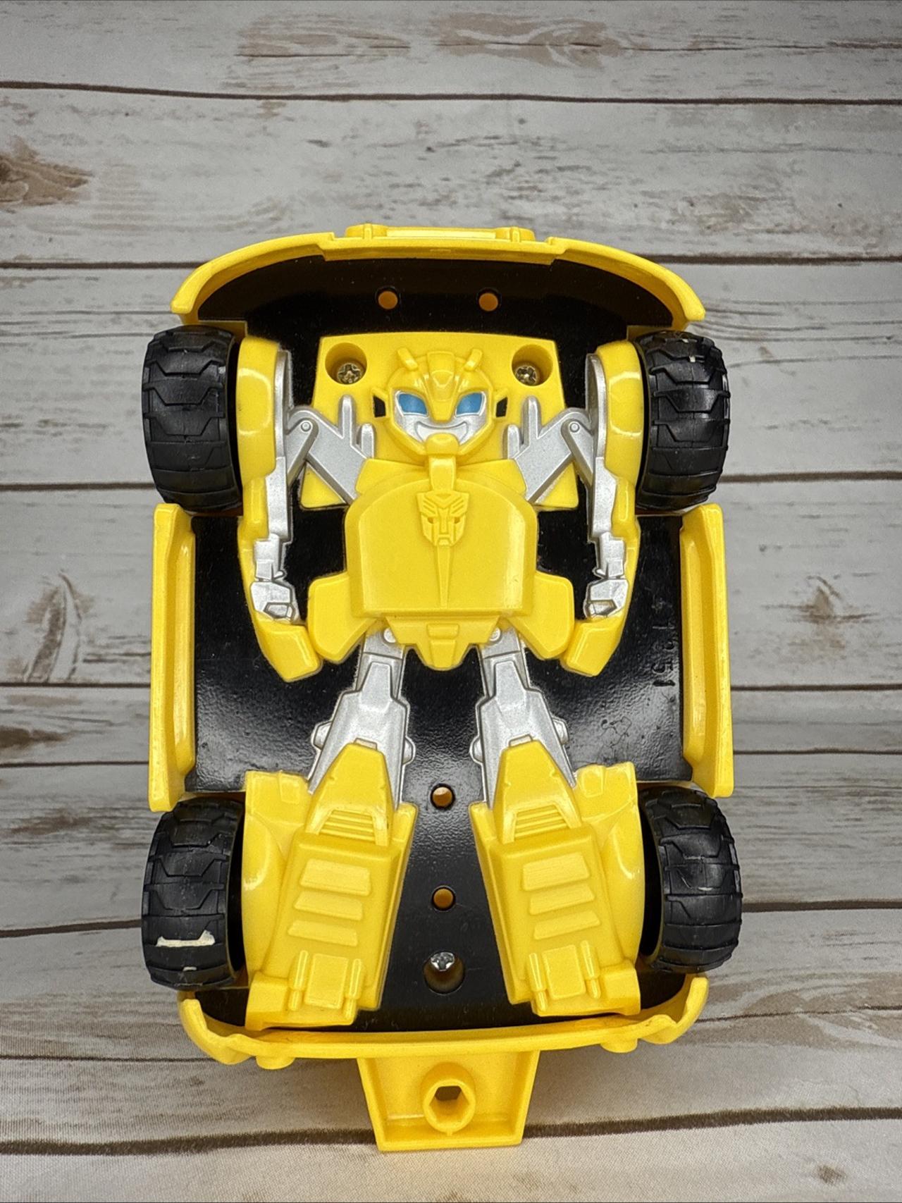 Transformers Playskool Heroes Rescue Bots Academy Classic Team Bumblebee. SKU:BXL-103