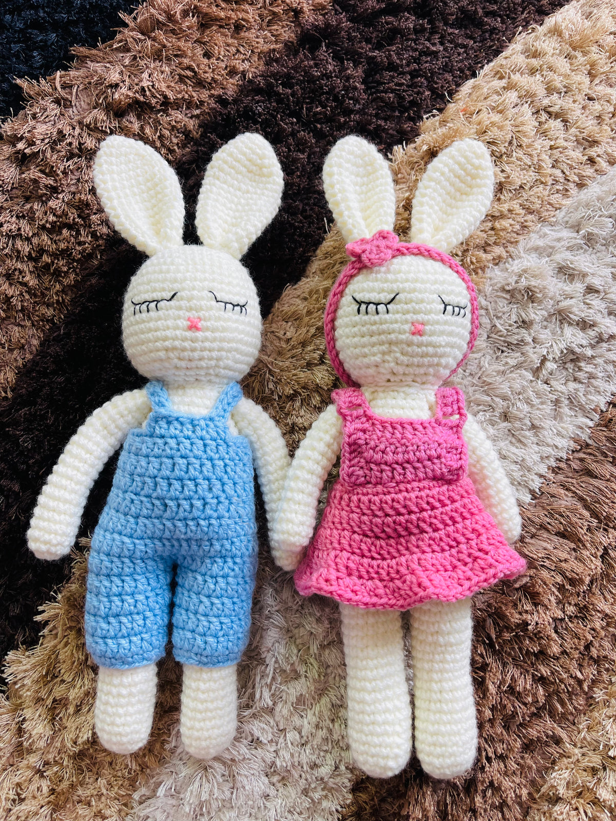 Amigurumi bunny Pair (NEW) (Rs300 advance)