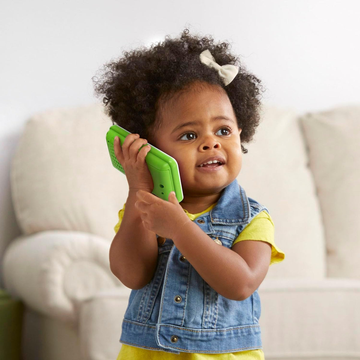 LeapFrog Chat & Count Emoji Phone.(Rs 200 advance)