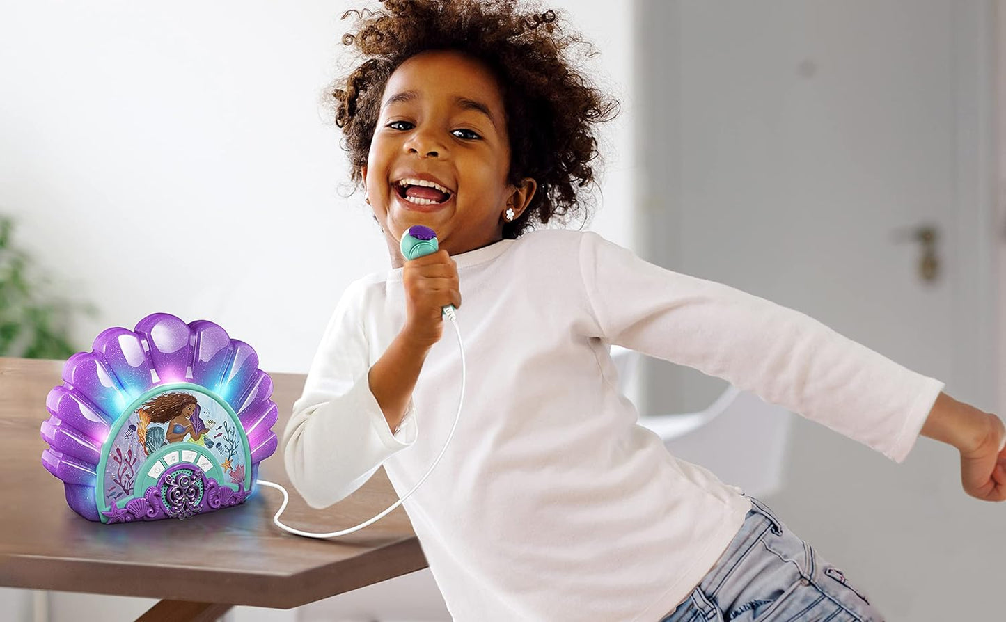 eKids The Little Mermaid Sing-Along Boombox. (Rs 250 advance)