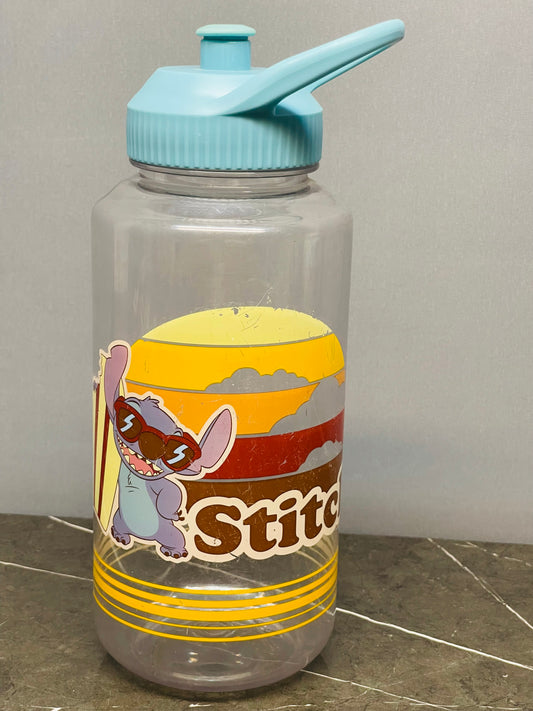 Water bottle 1L (outside8/10, inside 10/10)