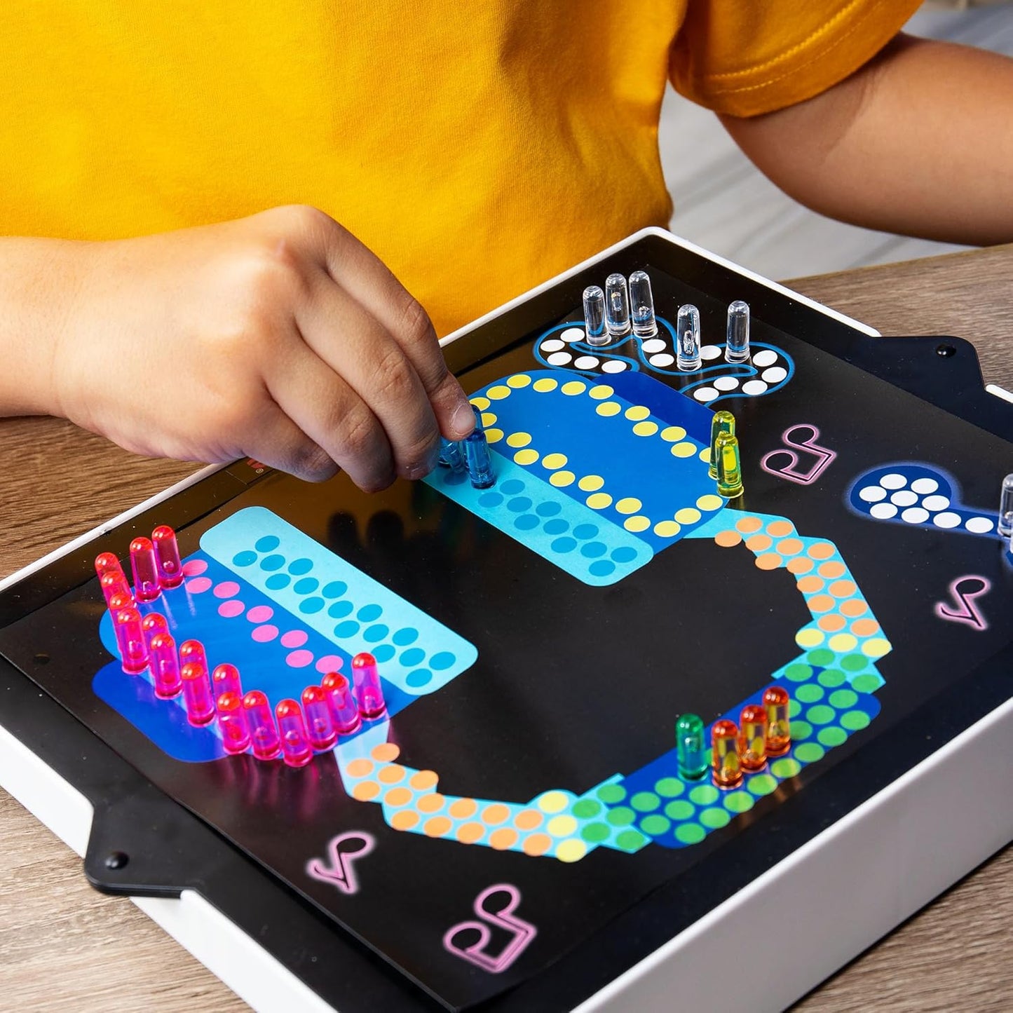 Lite-Brite Ultimate Classic Set. (166 pegs available)