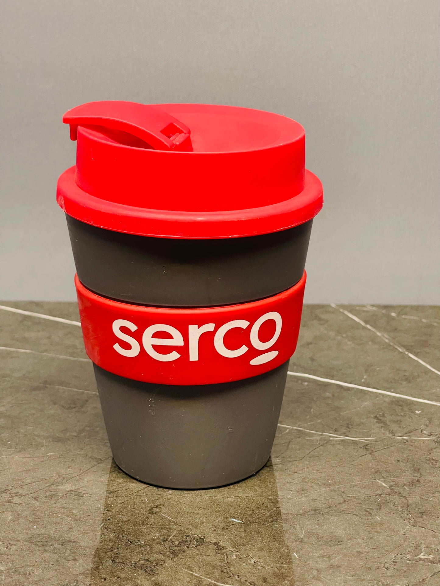 reusable coffee cup with a lid