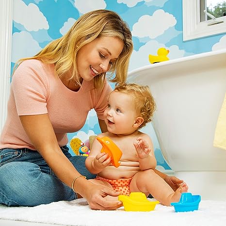 Munchkin Little Boat Train Bath Toy.