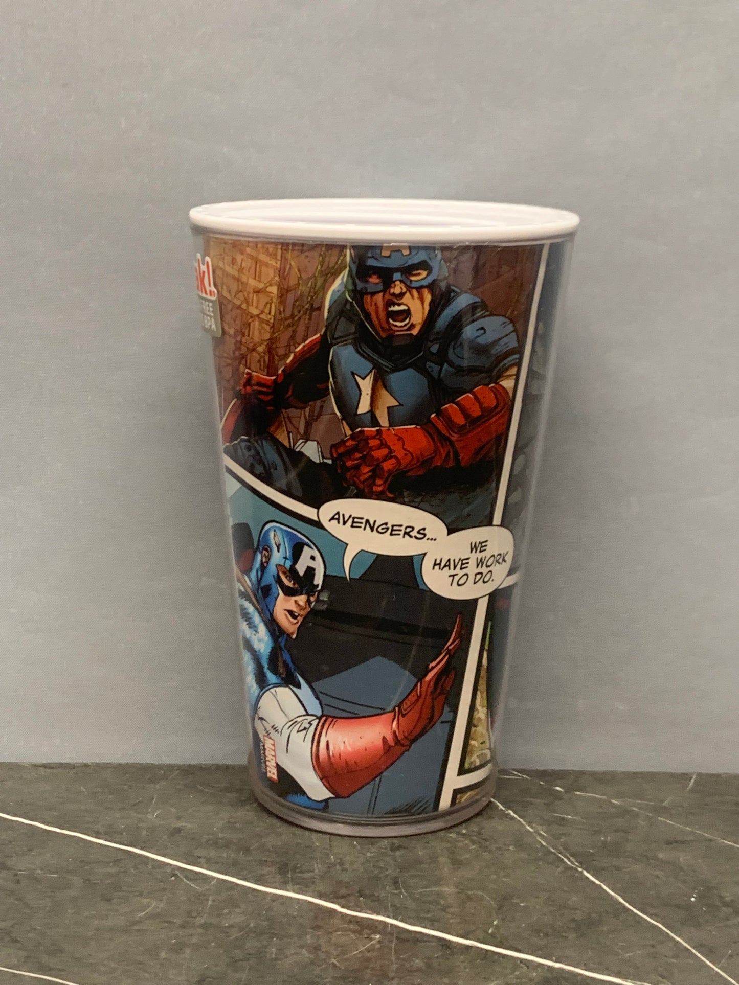 Marvel Avengers Captain America Flip top Mug. SKU:BXL-017