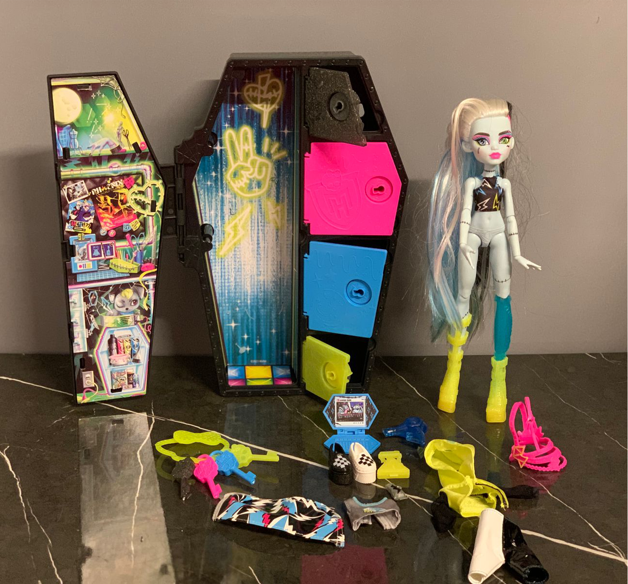 Monster High Skulltimate Doll Frankie Stein.