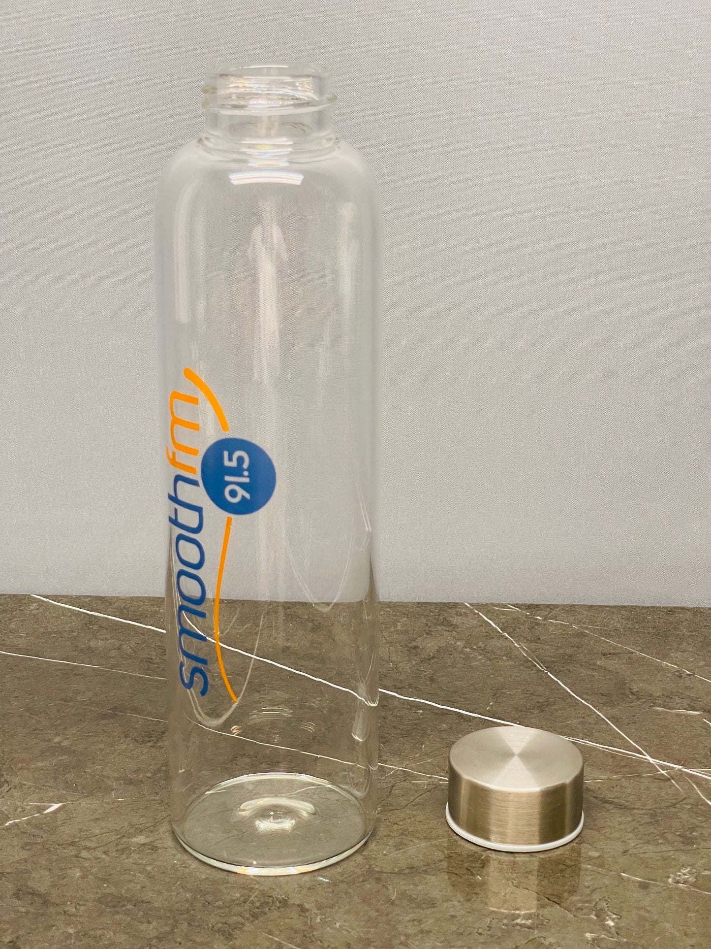 Glass drinking water bottle 900ml approx(islamabad,rawalpindi,txila,wah delivery only)brand new
