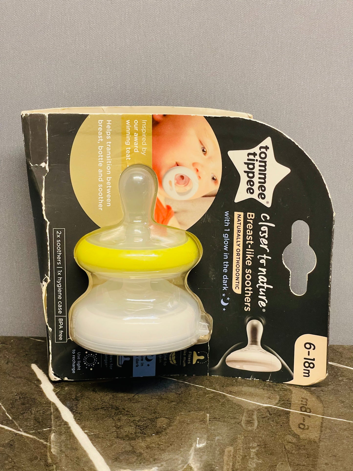 Tommee tippee soothers,1 glow in the dark