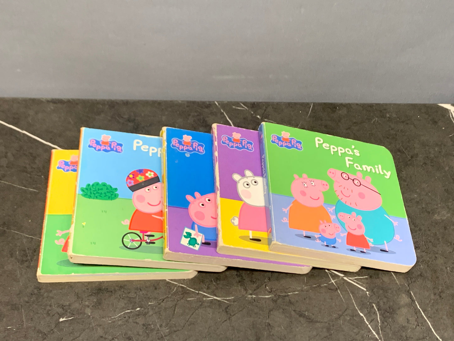 Peppa Pig: Little Library. SKU:BXL-040