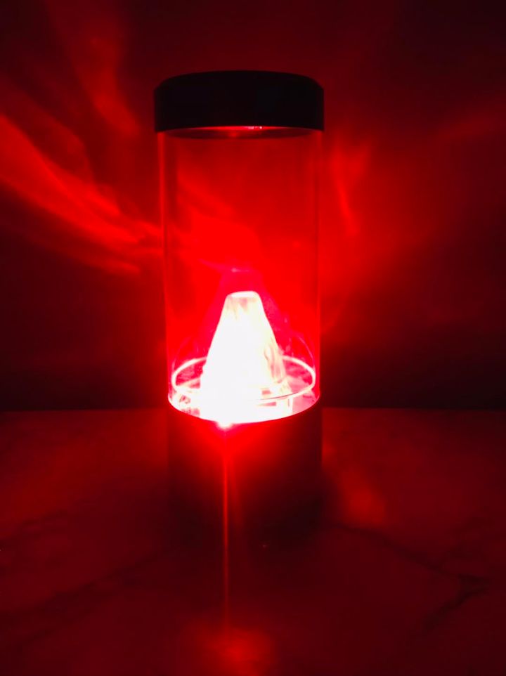 Desktop volcano lamp 
New 
15324
A