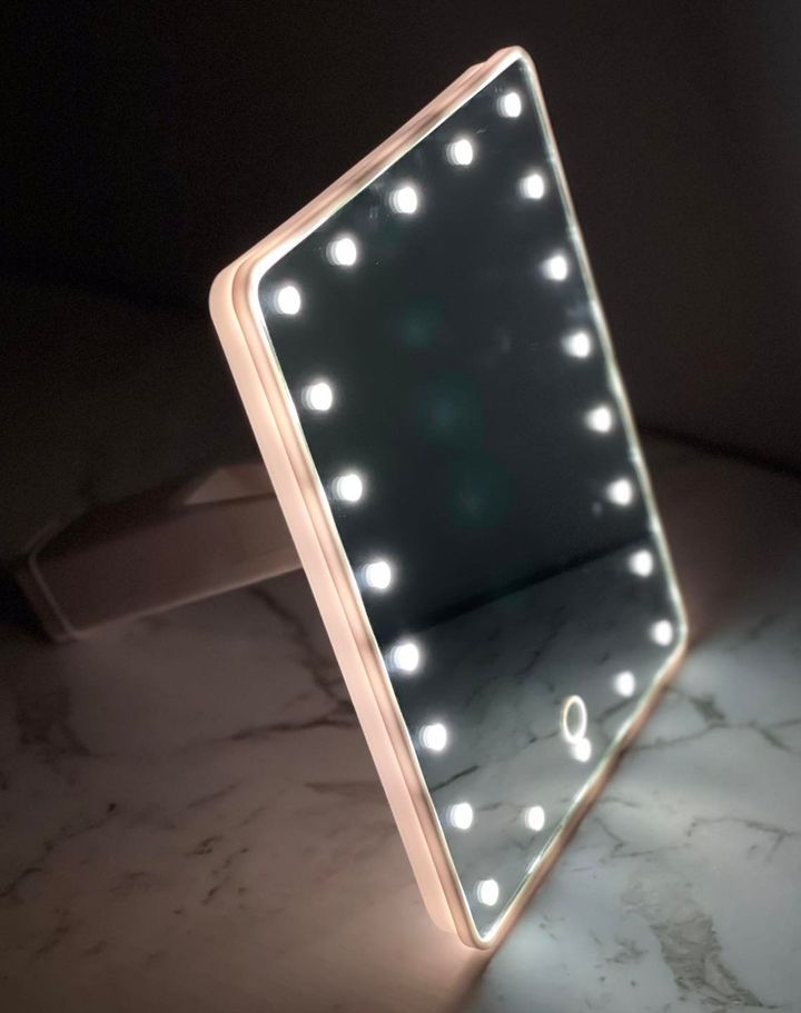 22 LED Touch Screen light up Mirror