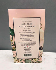 BATH SOAK
WHITE FLORAL
SCENTED
200g