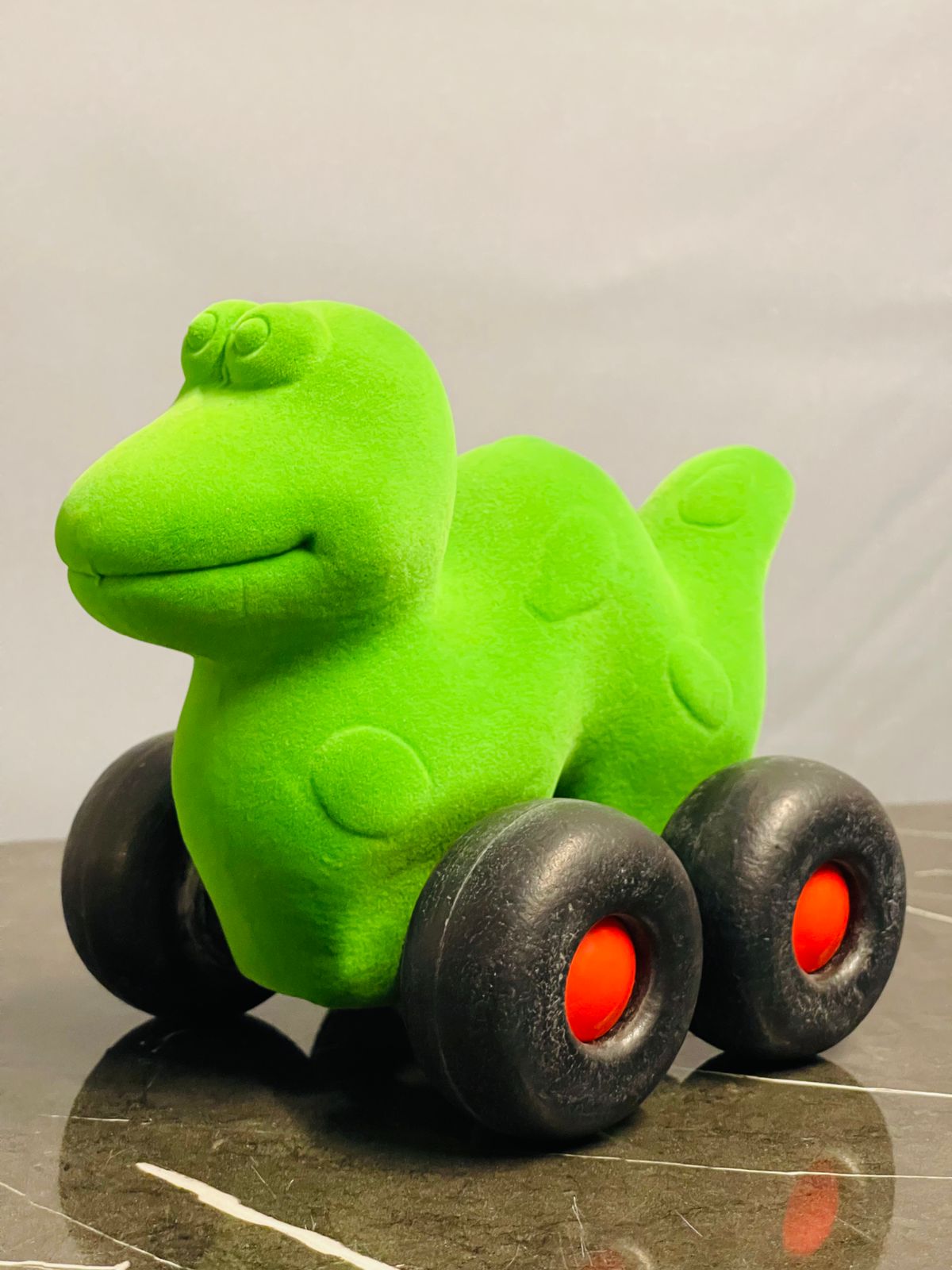 Soft natural rubber foam vehicle