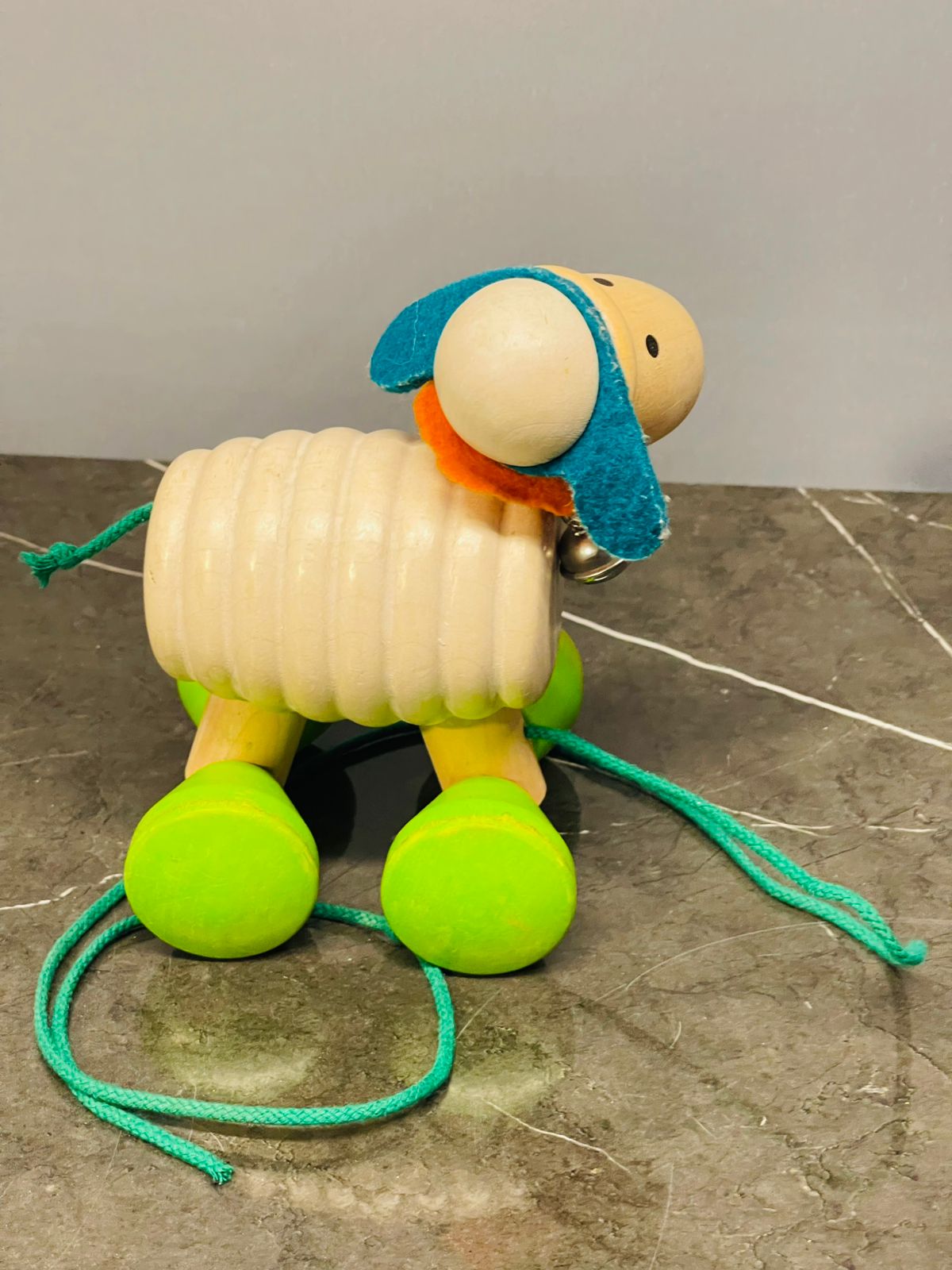 Pull-along toy Willi Wolle by Selecta