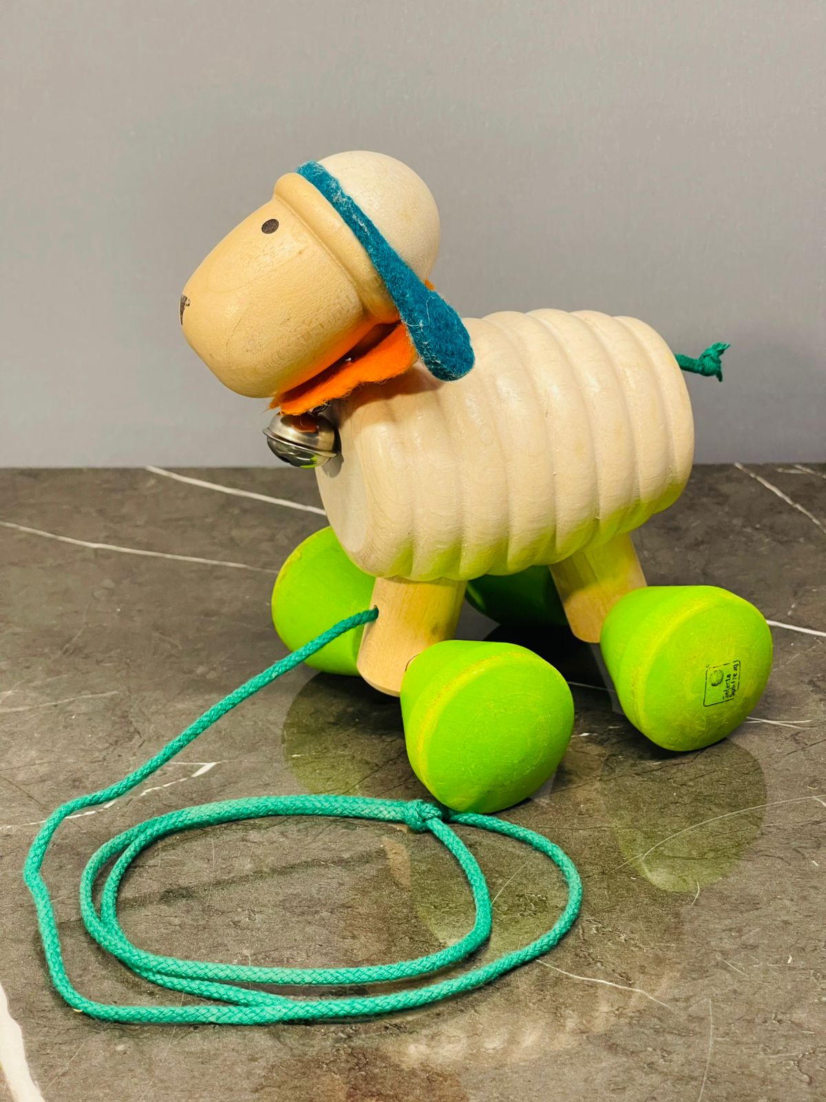 Pull-along toy Willi Wolle by Selecta