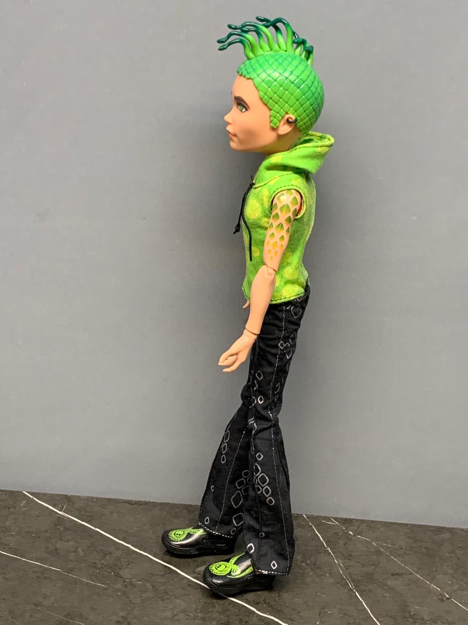 Monster High Basic Travel Deuce Gordon Doll