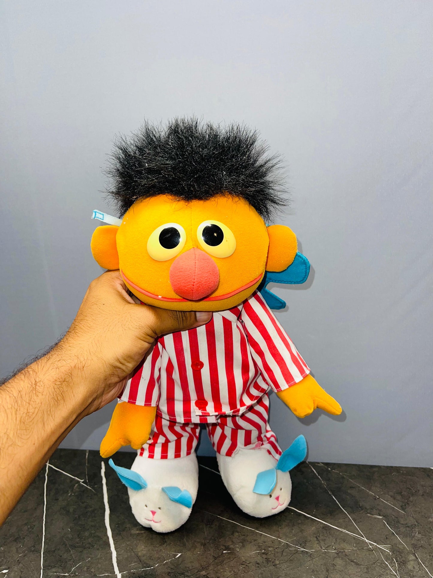 Tyco Toys Vintage Sesame Street Sleep And Snore Earnie (9/10 condition) (450 advance)