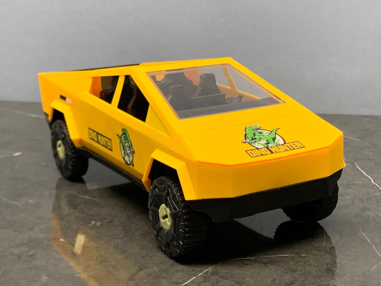 Dino Hunter - Futuristic Off-Road Truck Toy