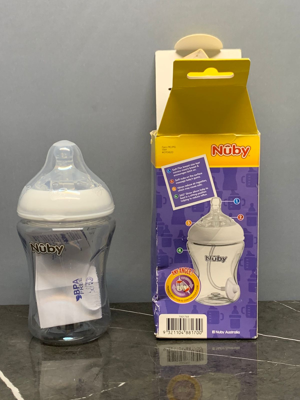 Nuby 360° Glass Bottle. (500 advance)